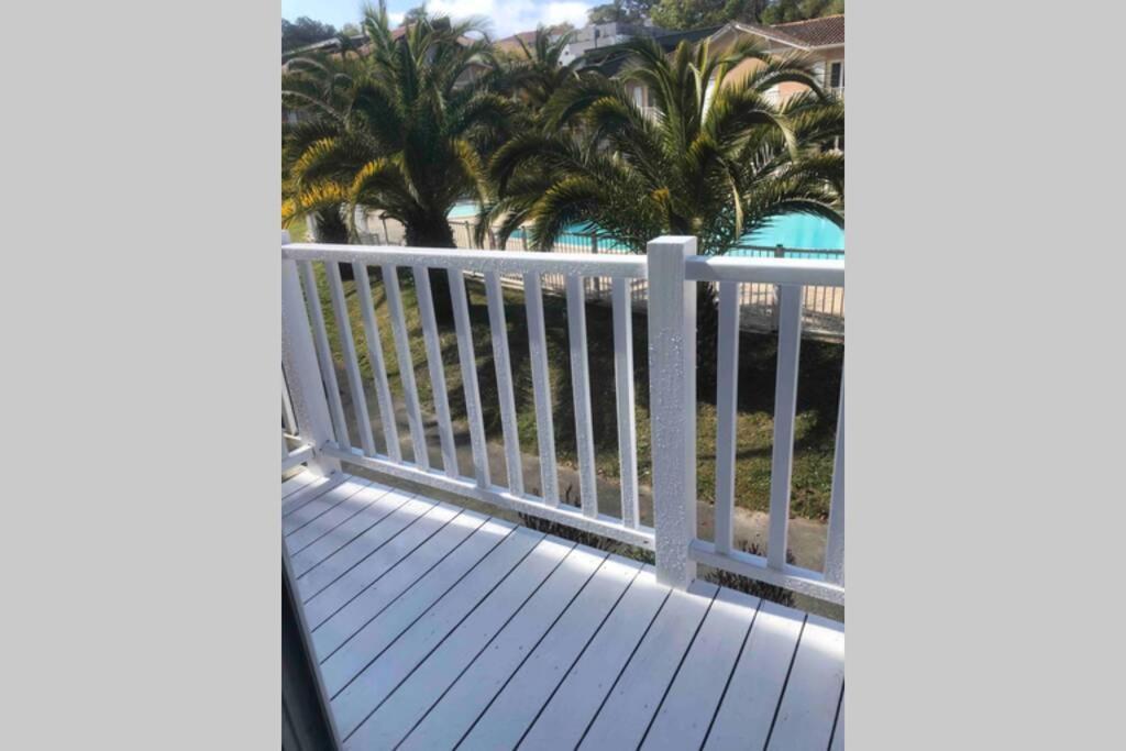 Appartement Residence Avec Piscine A Anglet Limite Biarritz Екстериор снимка